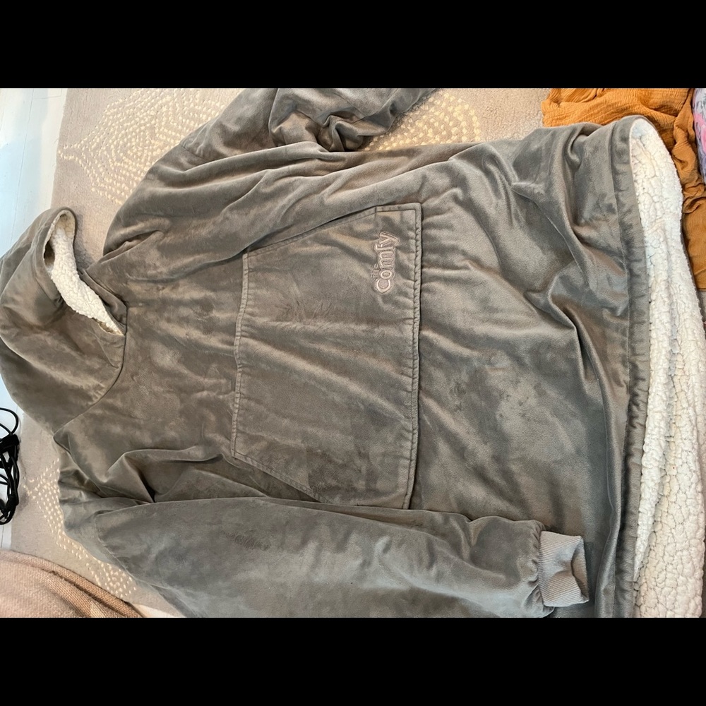 Grey comfy